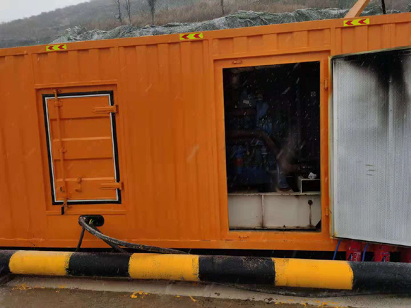 龙马潭发电机出租 柴油发电机组电压低报警怎么办？