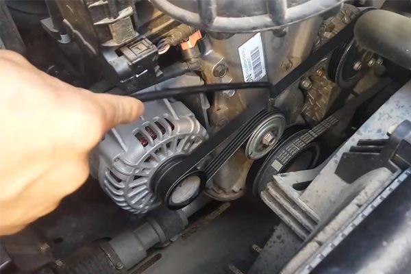 龙马潭转速传感器的工作原理是什么？